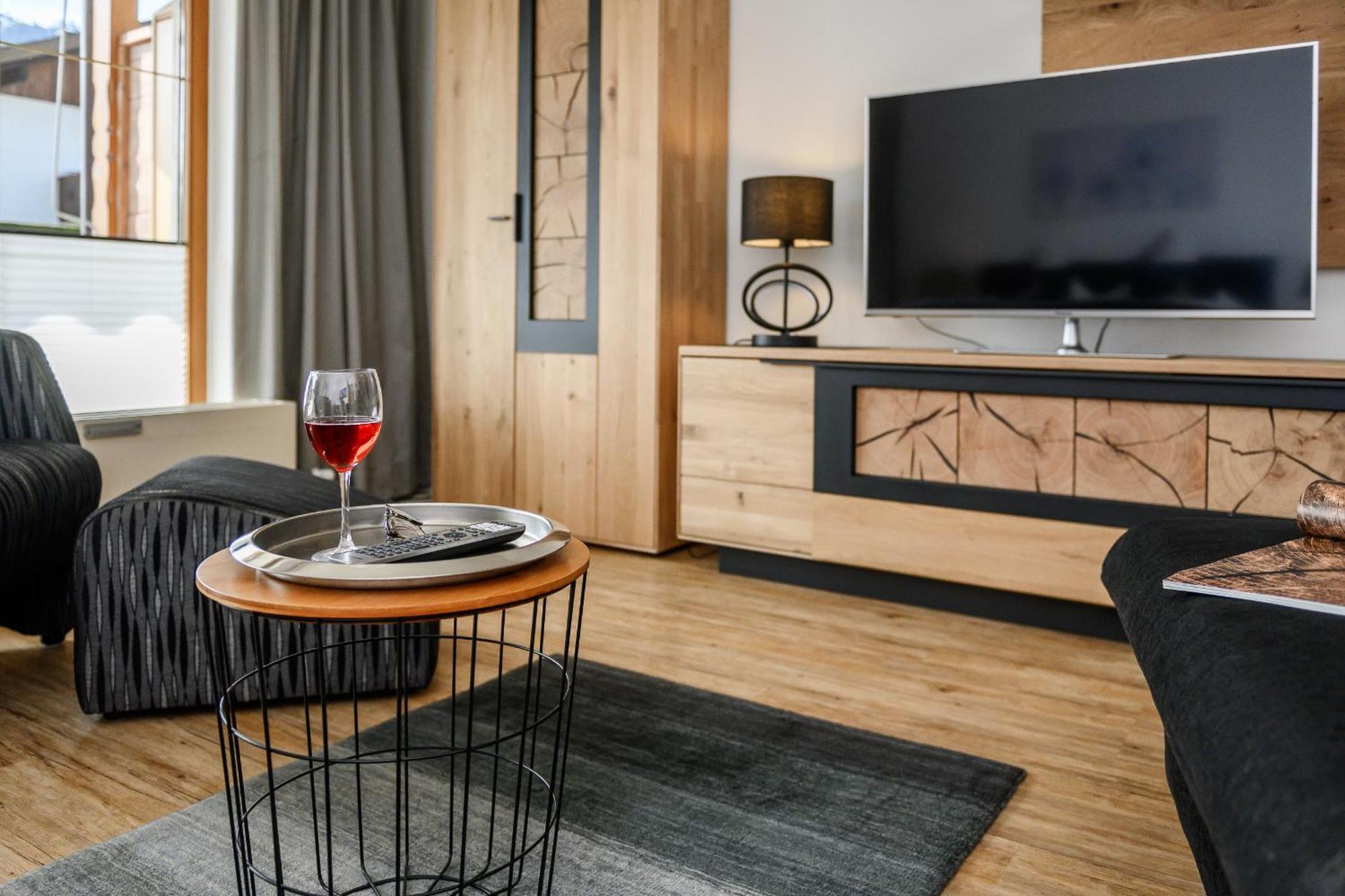 Sonnenstrahl Apartment Гармиш-Партенкирхен Екстериор снимка