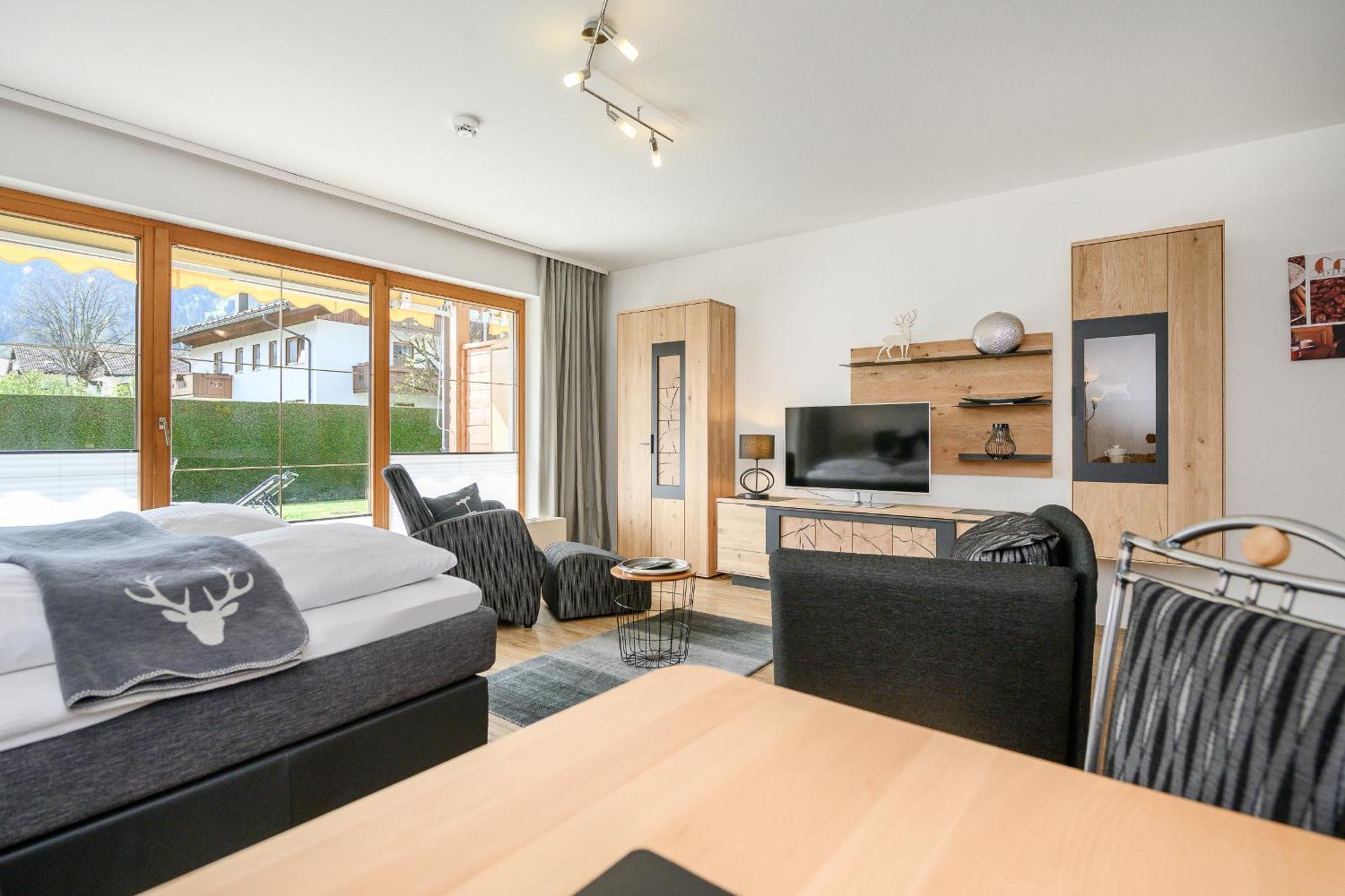 Sonnenstrahl Apartment Гармиш-Партенкирхен Екстериор снимка